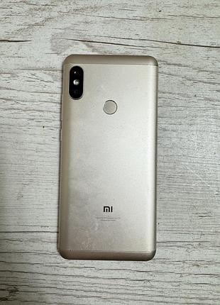 Телефон xiomi redmi note 5pri 6