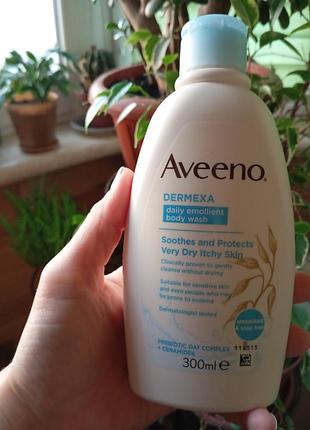 Емолентний гель для душу aveeno dermexa об'ємом 300 мл, призначений для дуже сухої та схильної до екземи шкіри.