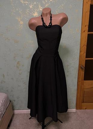 Надзвичайно гарна вечірня сукня міді👗