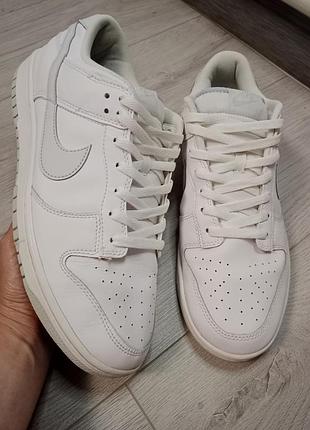Кроссовки nike