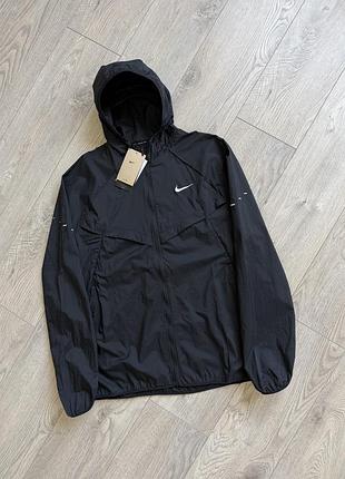 Чоловіча вітрівка nike з капюшоном