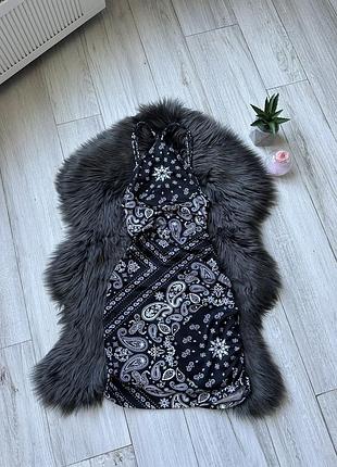 Сукня з орнаментом 🔥
