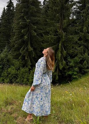 Легкое длинное женское платье
