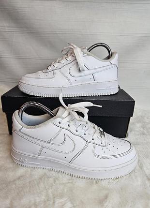 Кросівки nike air force 1  в розмірі 38.5