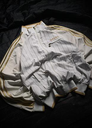 Vintage 00s adidas gold-white pinstripe trefoil full zip track jacket