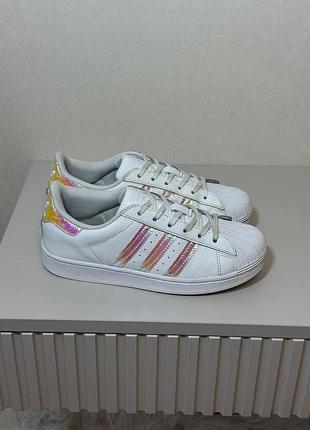 Кросівки adidas superstar  •розмір 34(22 см)