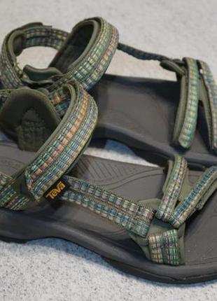 Босоніжки жіночі teva
