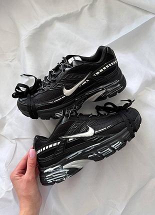 Жіночі кросівки стильні найк інітіатор nike initiator custom black 39