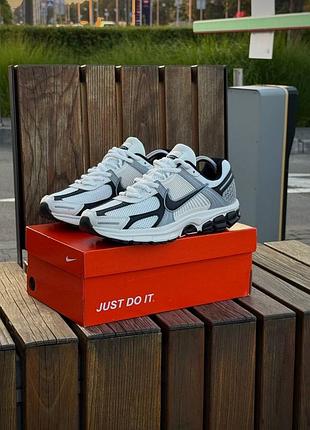 Кросівки nike zoom vomero 5