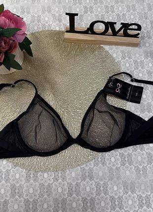 Неймовірний легкий бюстик hunkemoller