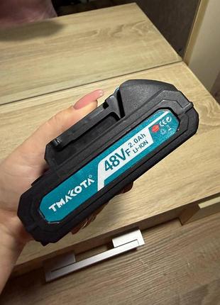 Змінний літій-іонний акумулятор бренду tmakota