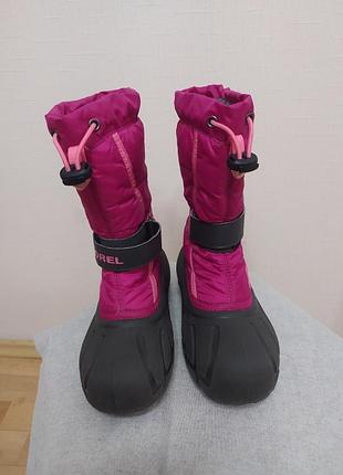 Непромокальні, унизу гума,sorel kids flurry insulated snow boots.