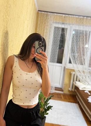 Майка в наявності