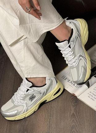 Жіночі кросівки silver/beg sport вт1444