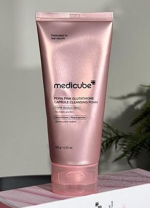 Очищающая пенка с глутатионом для лица medicube pdrn pink glutathione capsule cleansing foam 120 g