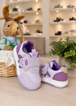 💜21-22-23-24-25-26 розміри стильні дитячі кросівки з милим зайчиком 🐰
✨ легкі та зручні кросівки для маленьких модниць
🌸
