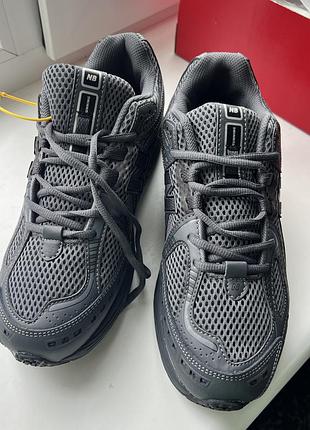 New balance кросівки 44 розмір