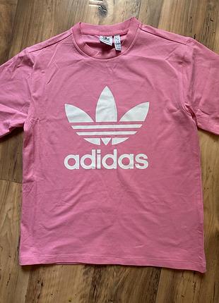 Футболка adidas розмір s