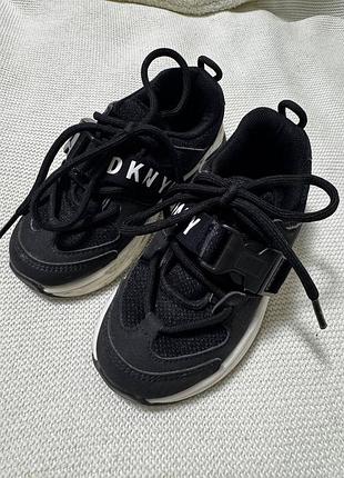 Кросівки dkny