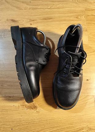 41/26.-26.5 черевики dr. martens royal  mail