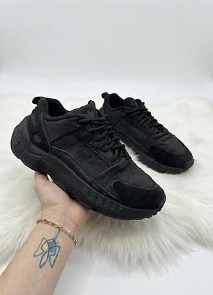 Жіночі кросівки adidas оригінал