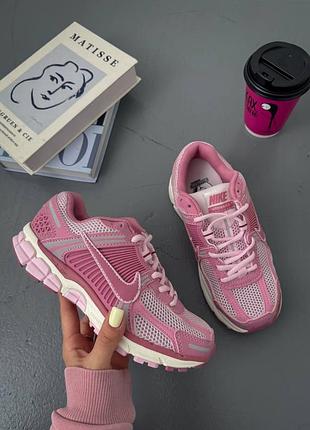 Стильные женские кроссовки nike zoom vomero 5 pink