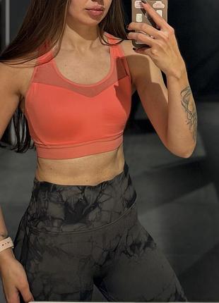 Топ спортивний для тренувань gymshark,розмір s