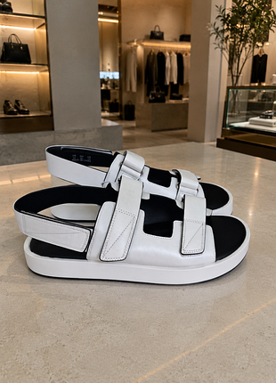 Босоножки essentials 43-44 размер