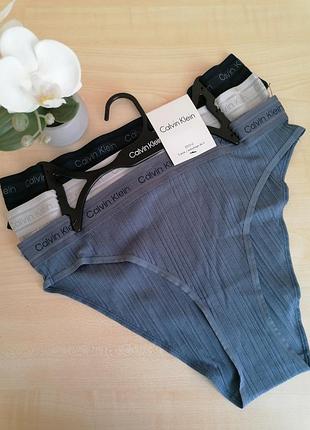 Набор трусов calvin klein. оригинал.