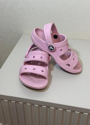 Крокси с9(17 см від краю до краю)