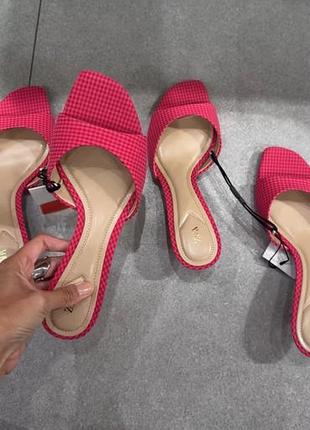 Мюлі zara 37р. (довжина устілки 25 см)