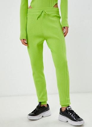 Женские спортивные штаны  adidas x ivy park 3-stripes knit rib jogger