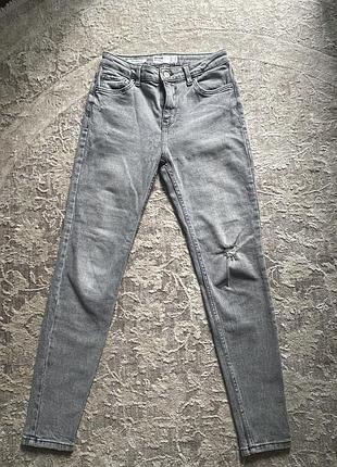 Джинси bershka