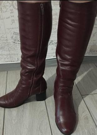 Женские зимние кожаные сапоги