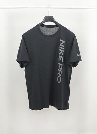 Чоловіча футболка nike pro / m