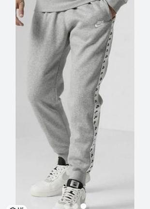 Штани р.м nike на лампасах essential hooded tracksuit flc grey