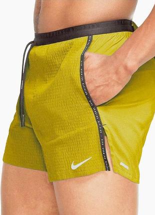 Мужские беговые шорты с компрессионными лосинами nike flex stride run division 4