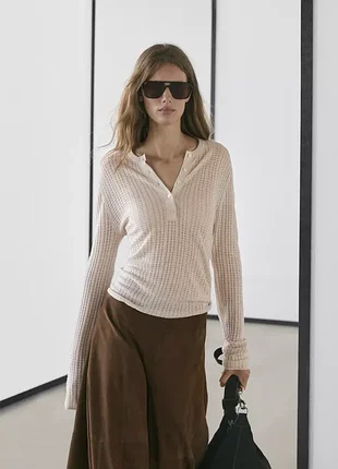 Свитер massimo dutti с ажурным принтом