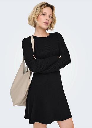 Новое брендовое трикотажное вискозное платье р.xl(18-20).