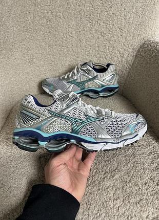 Бігові кросівки mizuno wave creation 11 (27 см / eur 42)