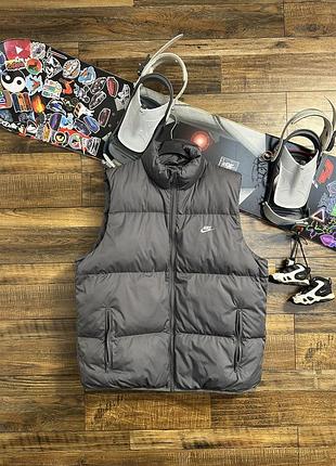 Жилетка nike club puffer vest fb7373-068