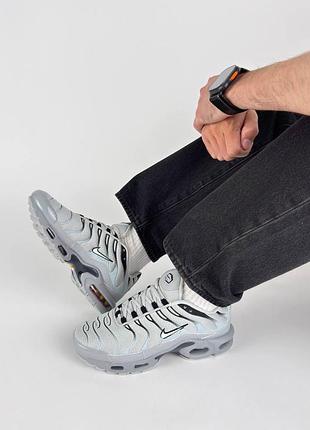 Чоловічі кросівки nike air max plus tn pale grey