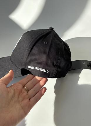 Кепка женская karl lagerfeld черный хлопок one size регулируемая