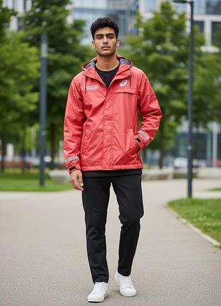 600 грн 
спортивна , трекінгова чоловіча вітровка asics .
розмір s, 
пог 54 см
плечі 47 см
довжина 74 см