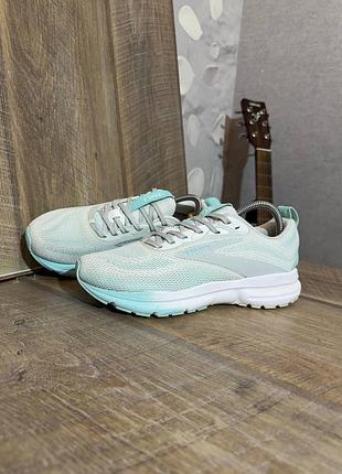 Кросівки brooks 39/25см