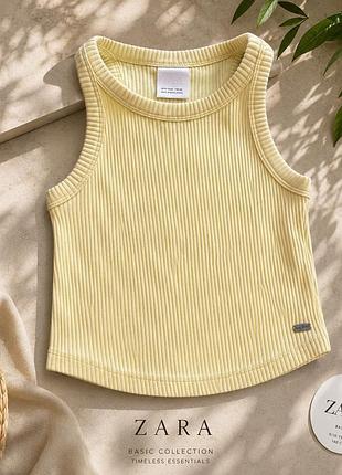 Базова трикотажна майка / кроп-топ в рубчик від zara