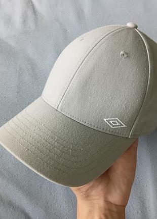 Бейсболка чоловіча umbro сіра