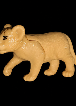 Kinder natoons lion cub 3