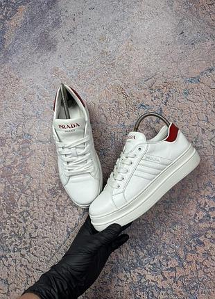 Жіночі кросівки prada оригінал розмір 36