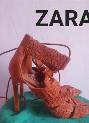 Замшевые терракотовые босоножки стилс с завязками, zara